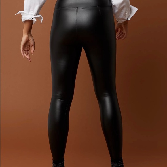 American Eagle Faux Leather leggings - Picture 2 of 8